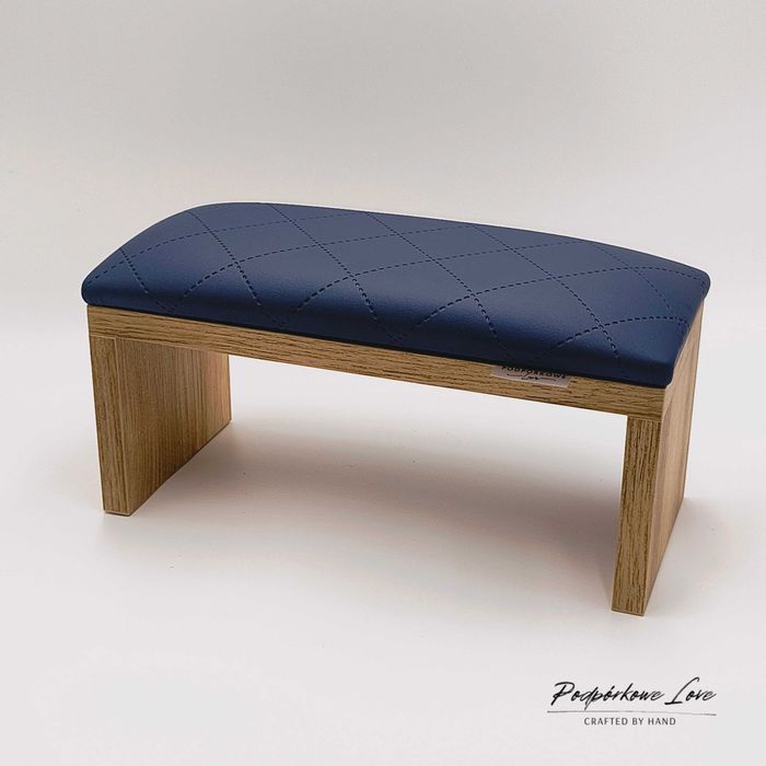 Podpórka do manicure, profesjonalna , super jakość, dużo kolorów NOWA!