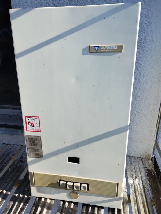 Газова колонка Junkers BOSCH