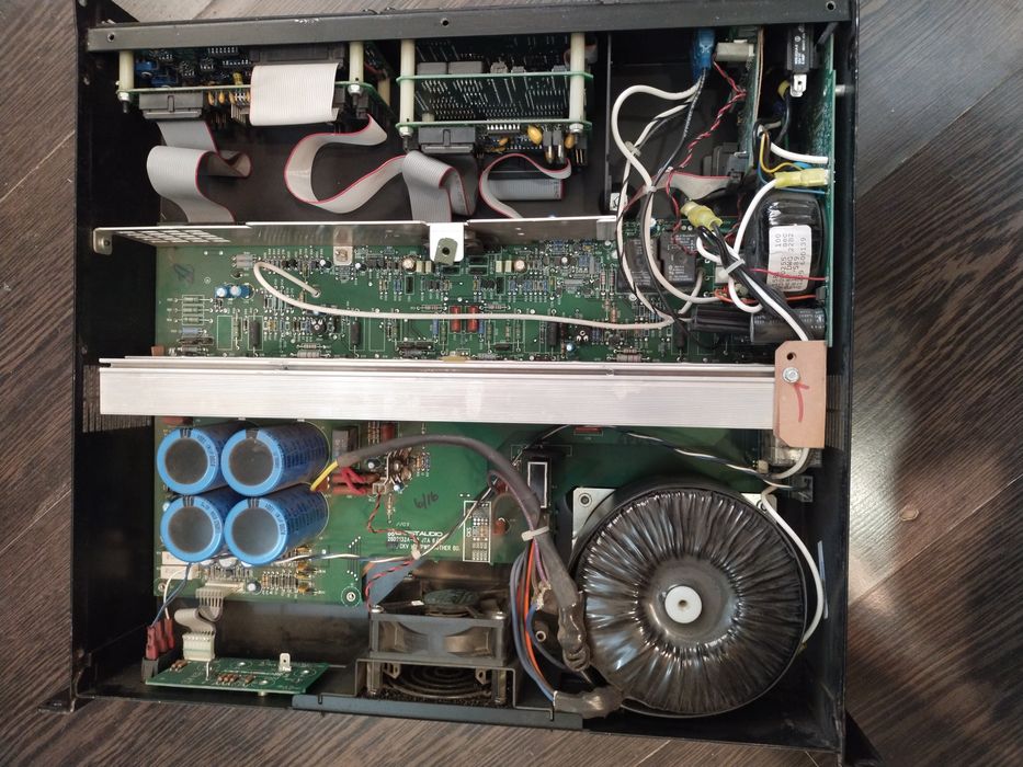 Підсилювач Crest Audio SKS 400