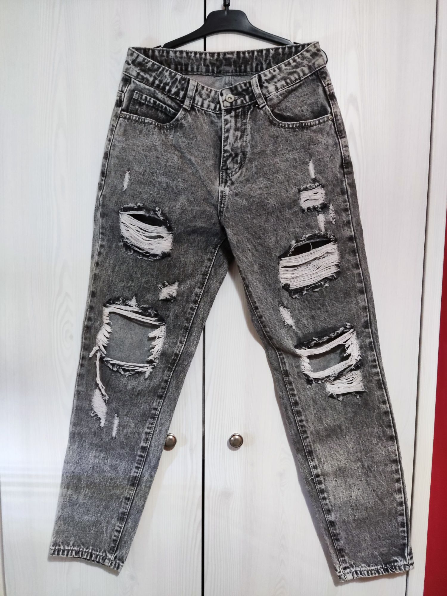 Spodnie jeansowe r. 164