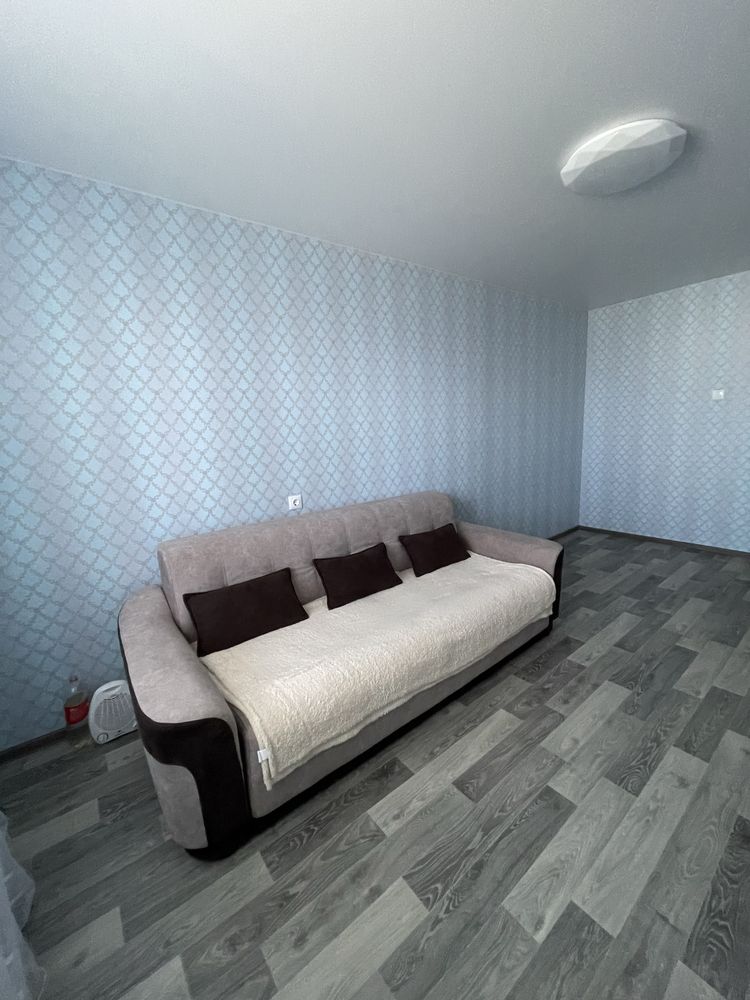 Продам  4-комнатную квартиру 105 м2 на Левом берегу 4мкрн с ремонтом!