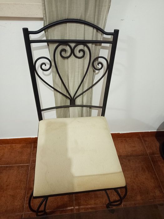 Mesa  jantar em vidro