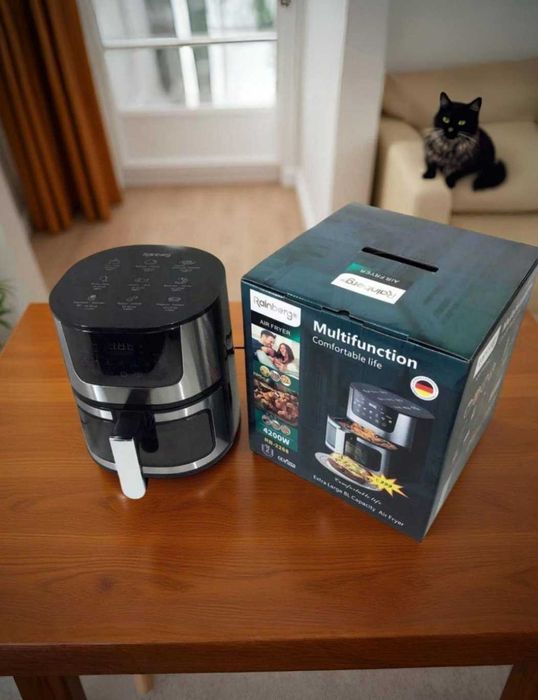 Аерофритюрниця на 8 літрів готує без масла з сенсорним управлінням