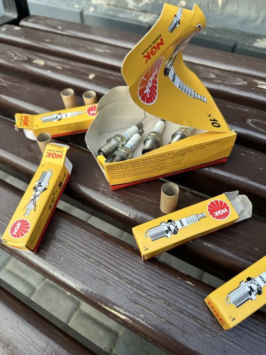 свечи зажигания NGK BKR6E