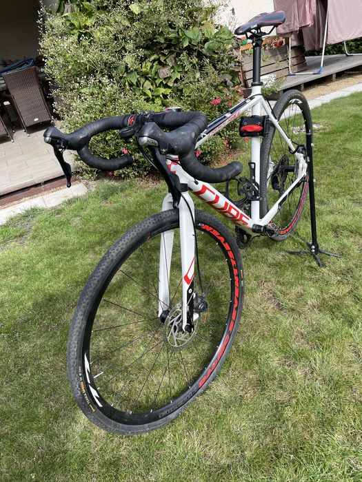 Cube Cross Race rozmiar 56