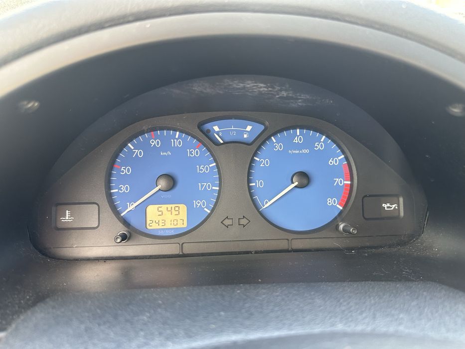Citroen saxo 1.1 exclusive