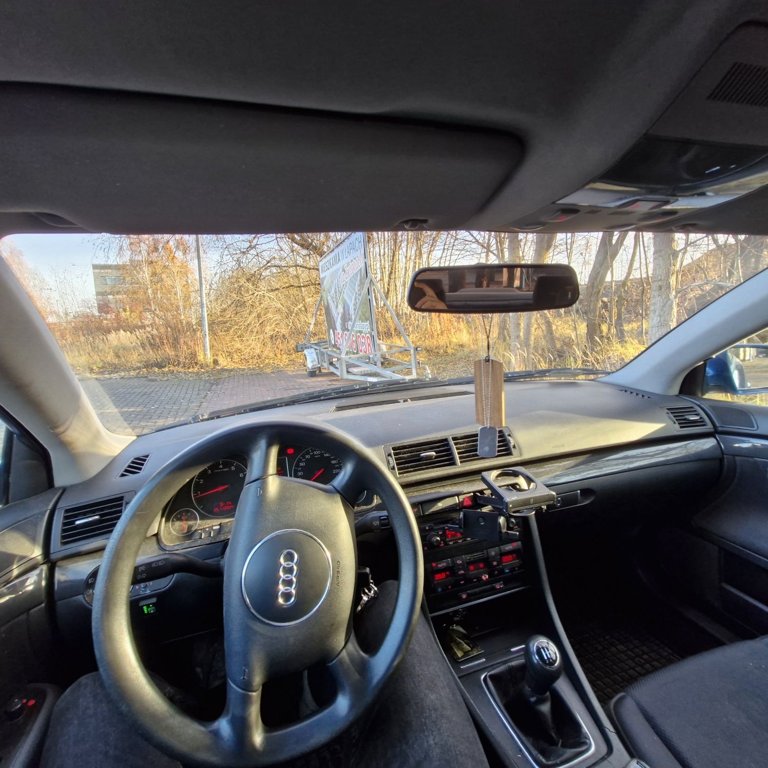 Audi A4B6 2.0 136KM benzyna+lpg +drugi zestaw kół