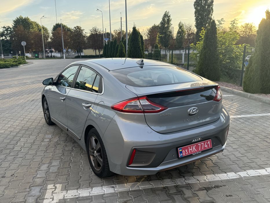 Hyundai Ioniq premium
