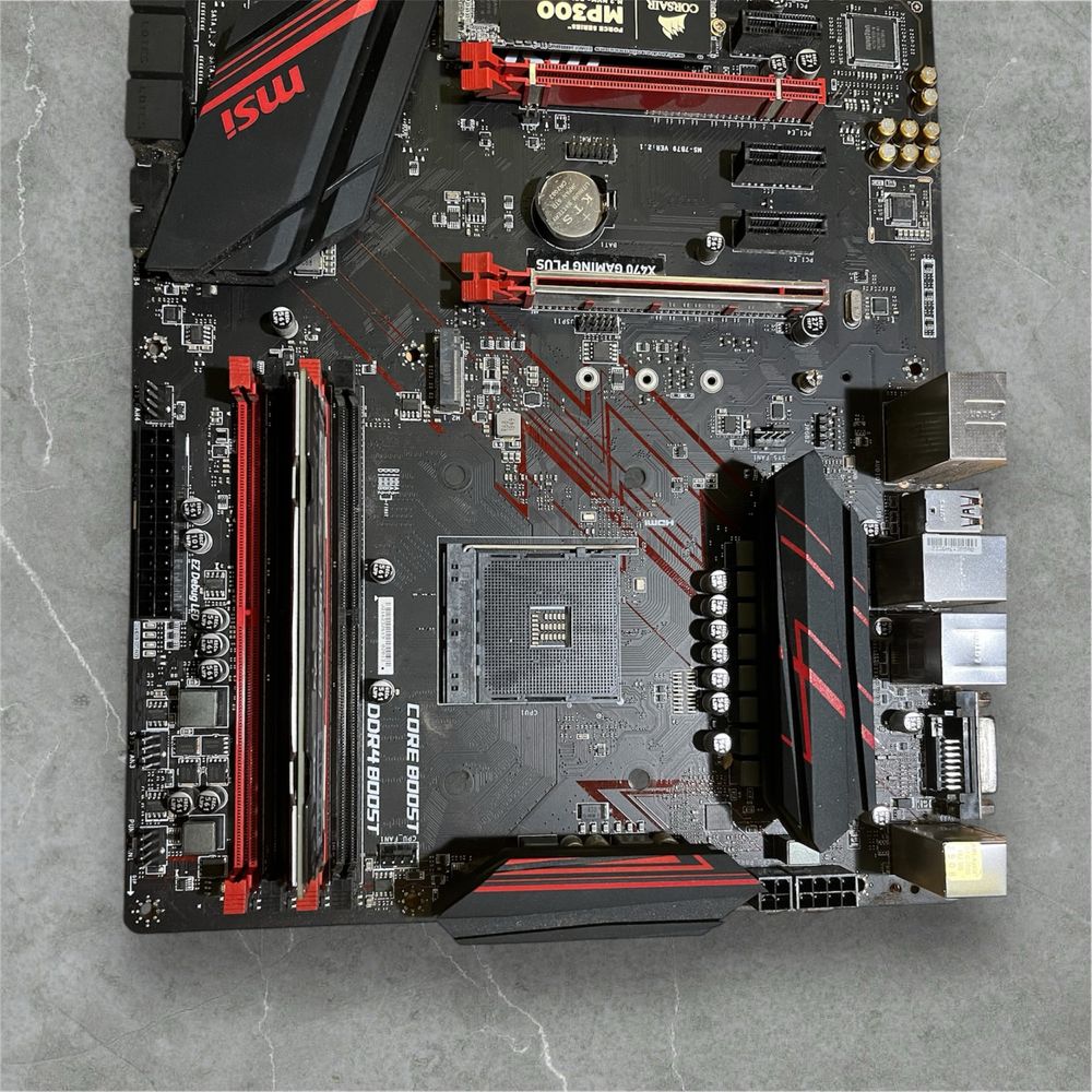 Płyta główna MSI x470 gaming plus z dyskiem ssd Corsair mp300 i ram