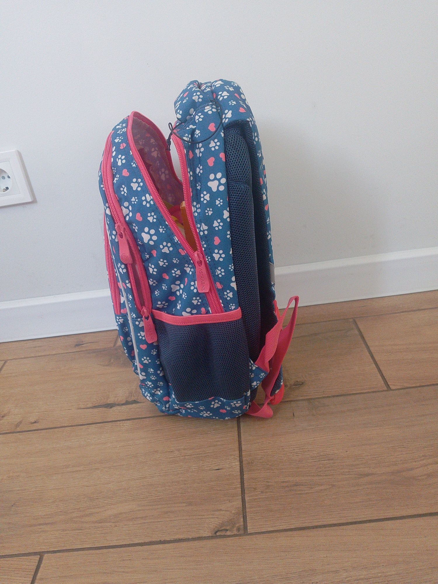 Шкільний рюкзак Astrabag AB330 "Cute Puppy"
