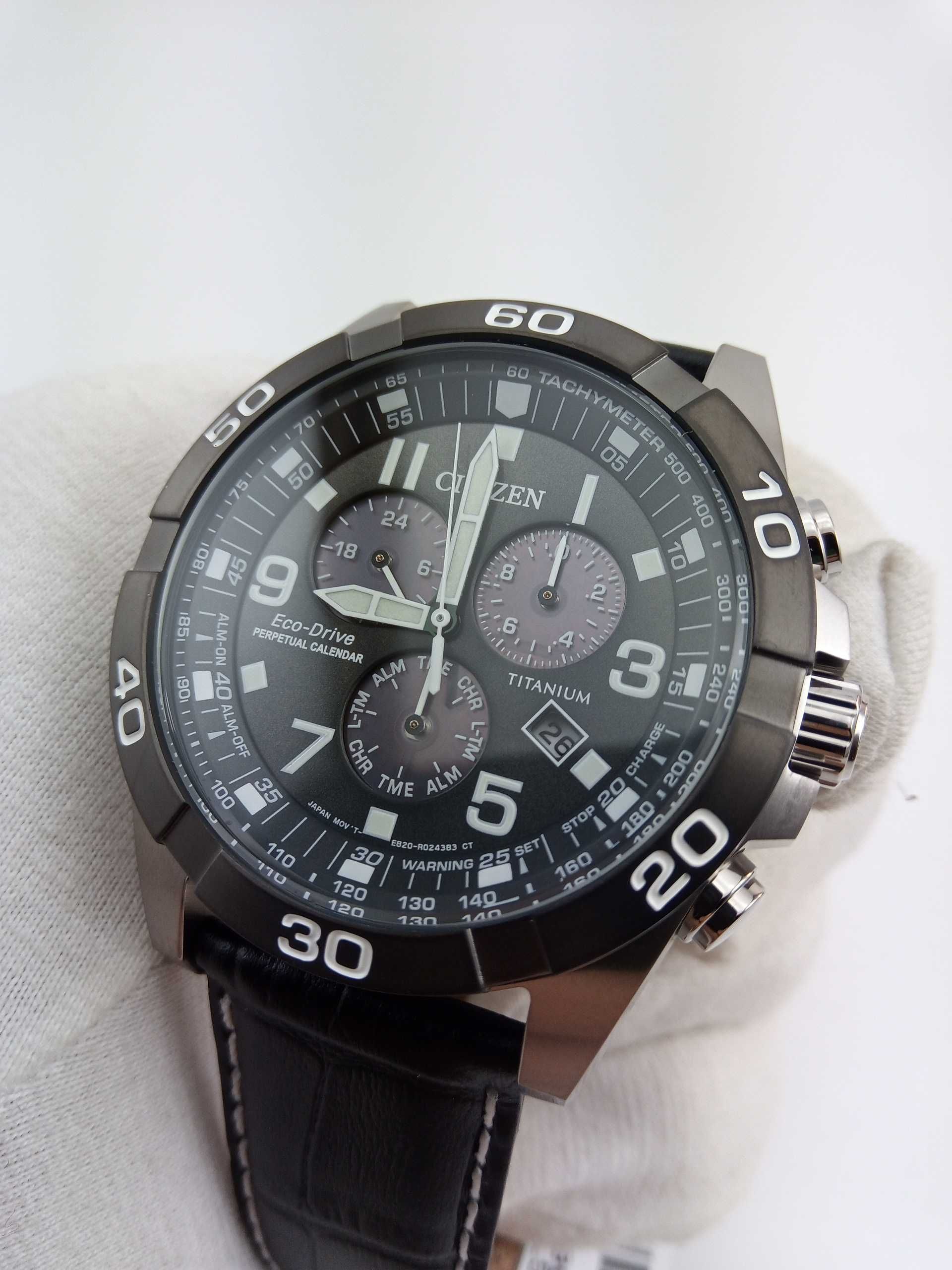 Мужские титановые часы Citizen BL5558-15H вечник, будильник, хронограф
