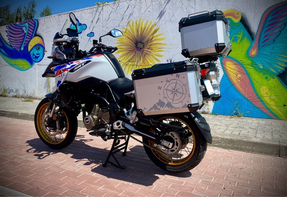 Qj Motor SRT 700X