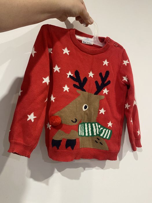 Sweterek z reniferkiem