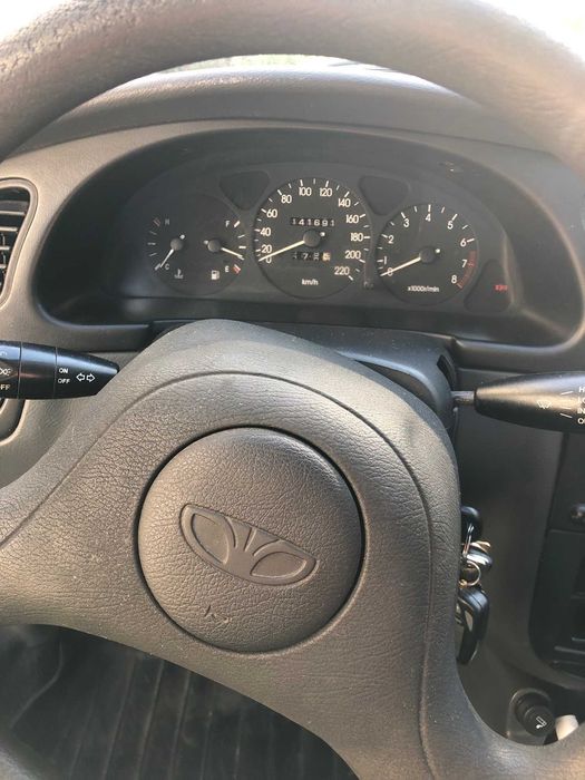 Продам машину DAEWOO LANOS