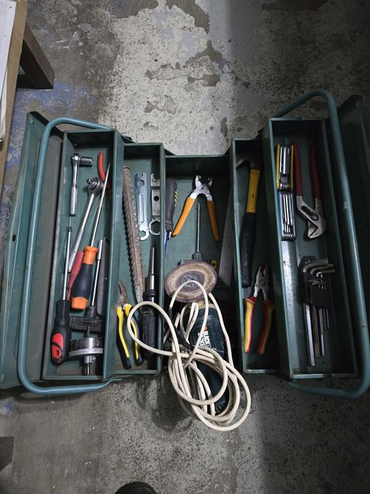 Vendo mala de ferramenta  com ferramenta