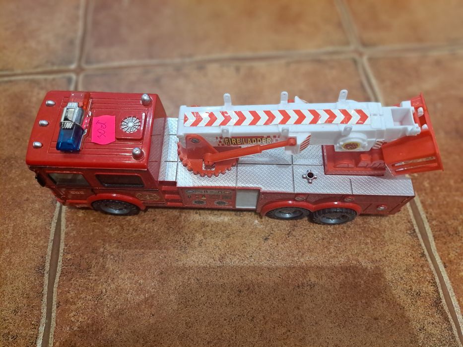 Zabawki, chłopiec, 4-7