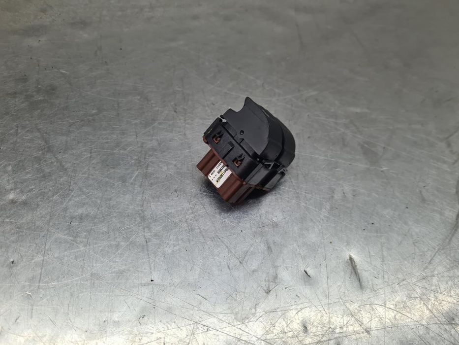 Comando / botão / interruptor vidros frente esquerdo RENAULT Captur (J