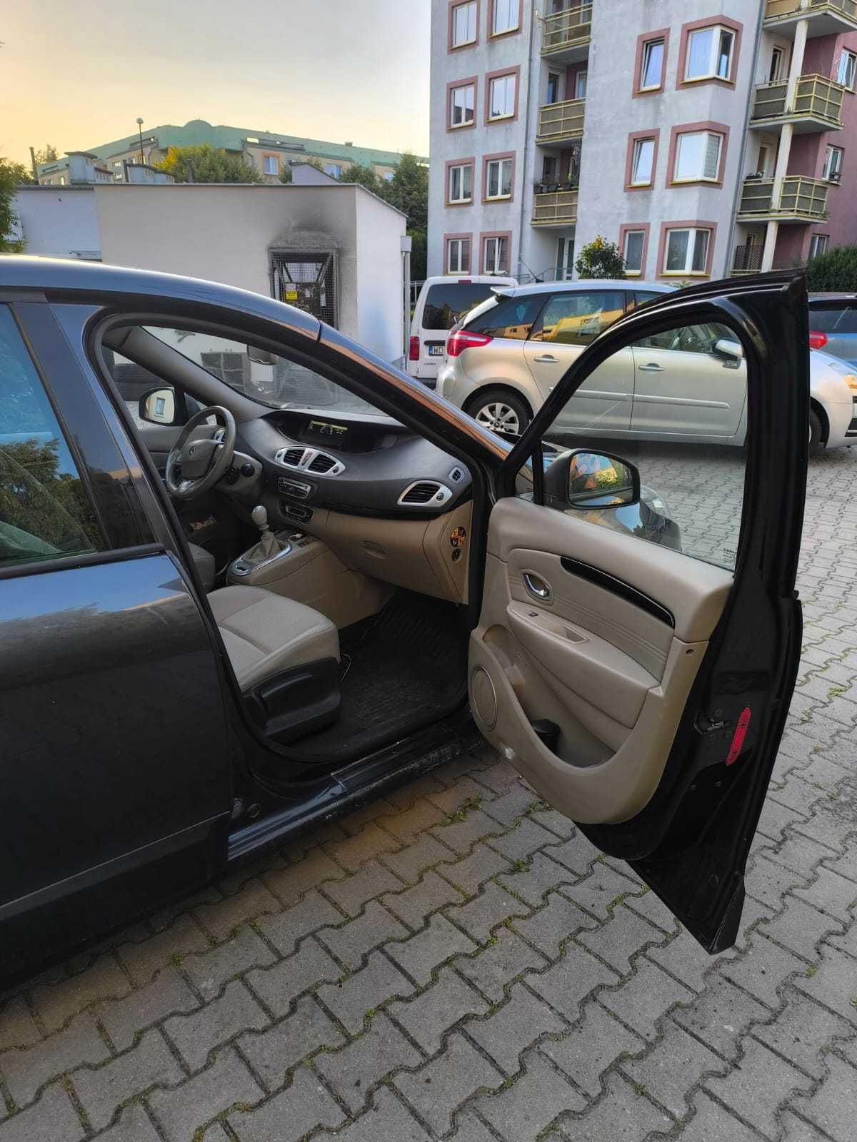 Renault grand senic 3