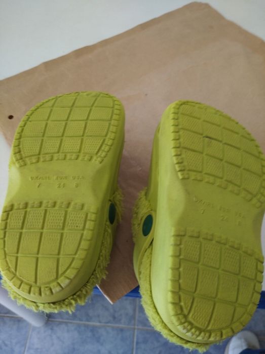 Chinelos do Grinch tamanho 24