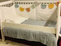 Vendo Berço Clássico ZARA HOME de madeira branca com rodas