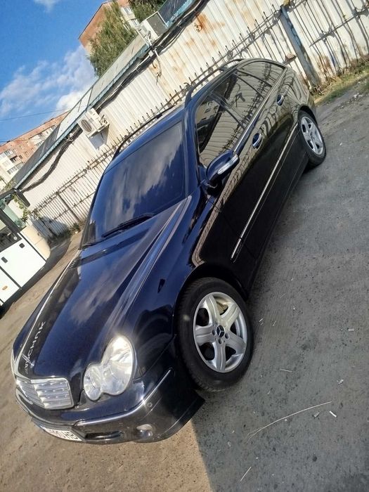 Продам авто Mersedes-bens  c- class 2006