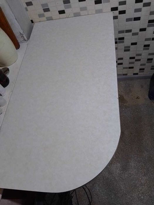 Продам кухонні меблі, трохи потребують ремонту м Київ