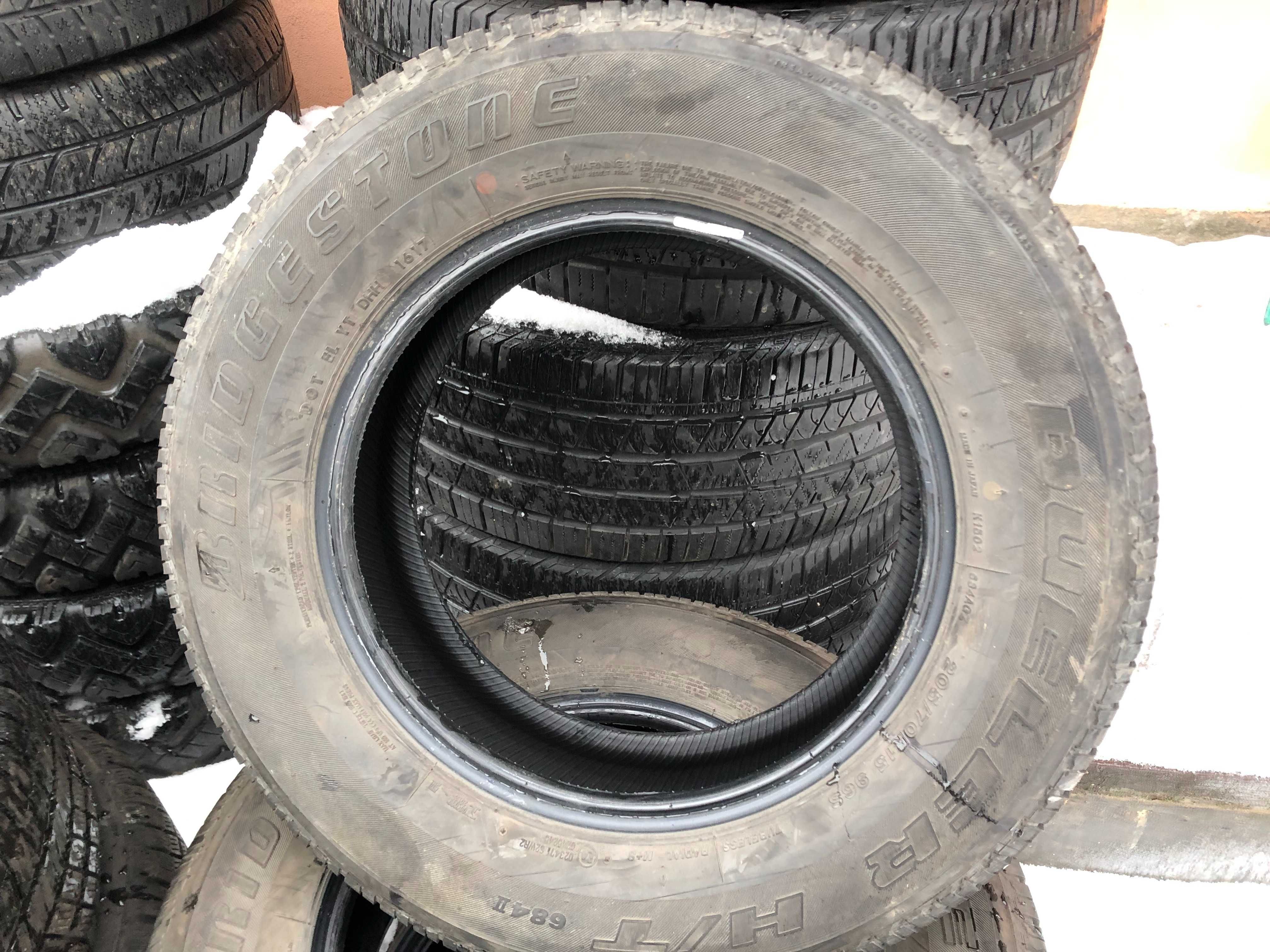 Шини BRIDGESTONE 205/70 R15 96S, Dueler H/T, всесезонна резина