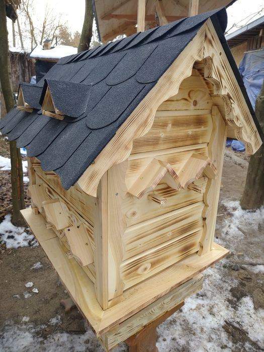 Karmnik budka dla ptaków domek lęgowy ptasi