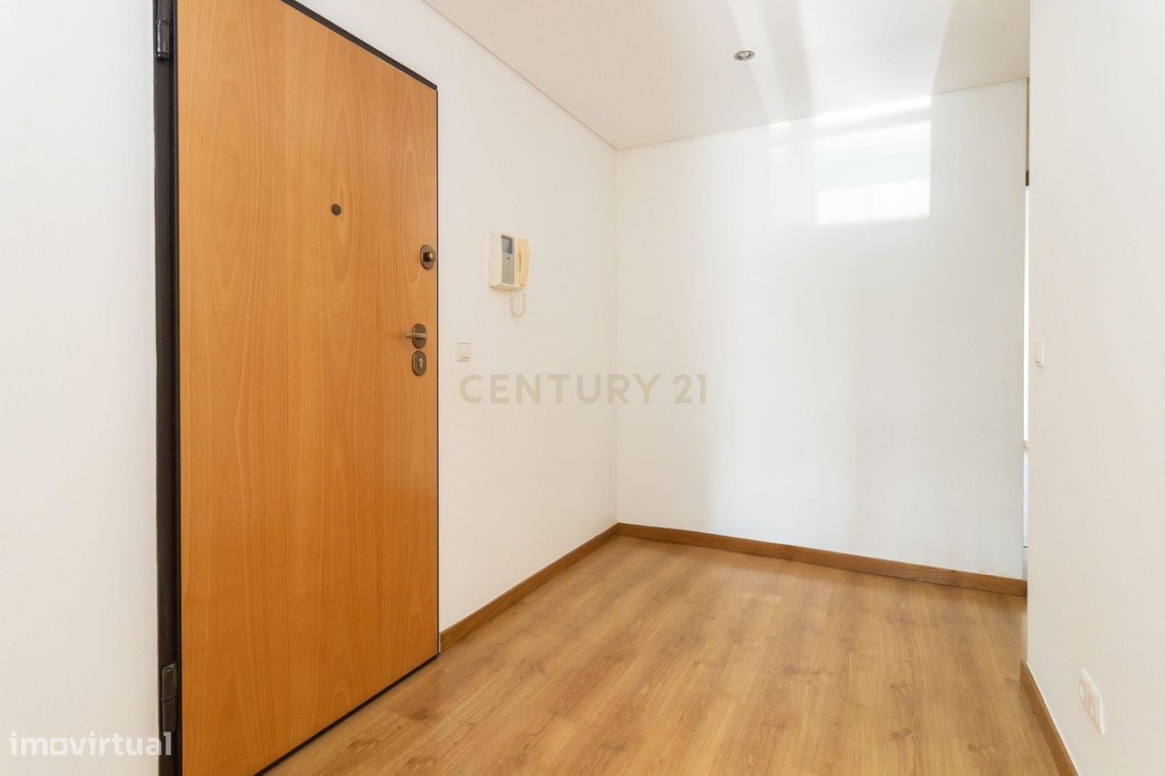 Apartamento T2 na quinta de São Macário, Lazarim