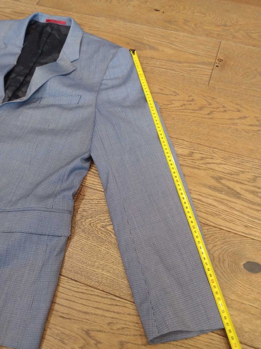 Hugo Boss garnitur męski niebieski elegancka jednorzędowy rozmiar 54