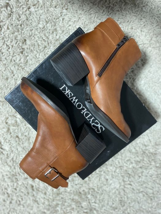 Чобітки жіночі. Шкіра. 38р. Szydlowski