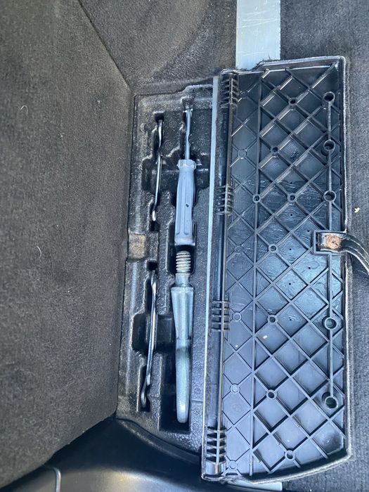 Продам BMW X3 E83