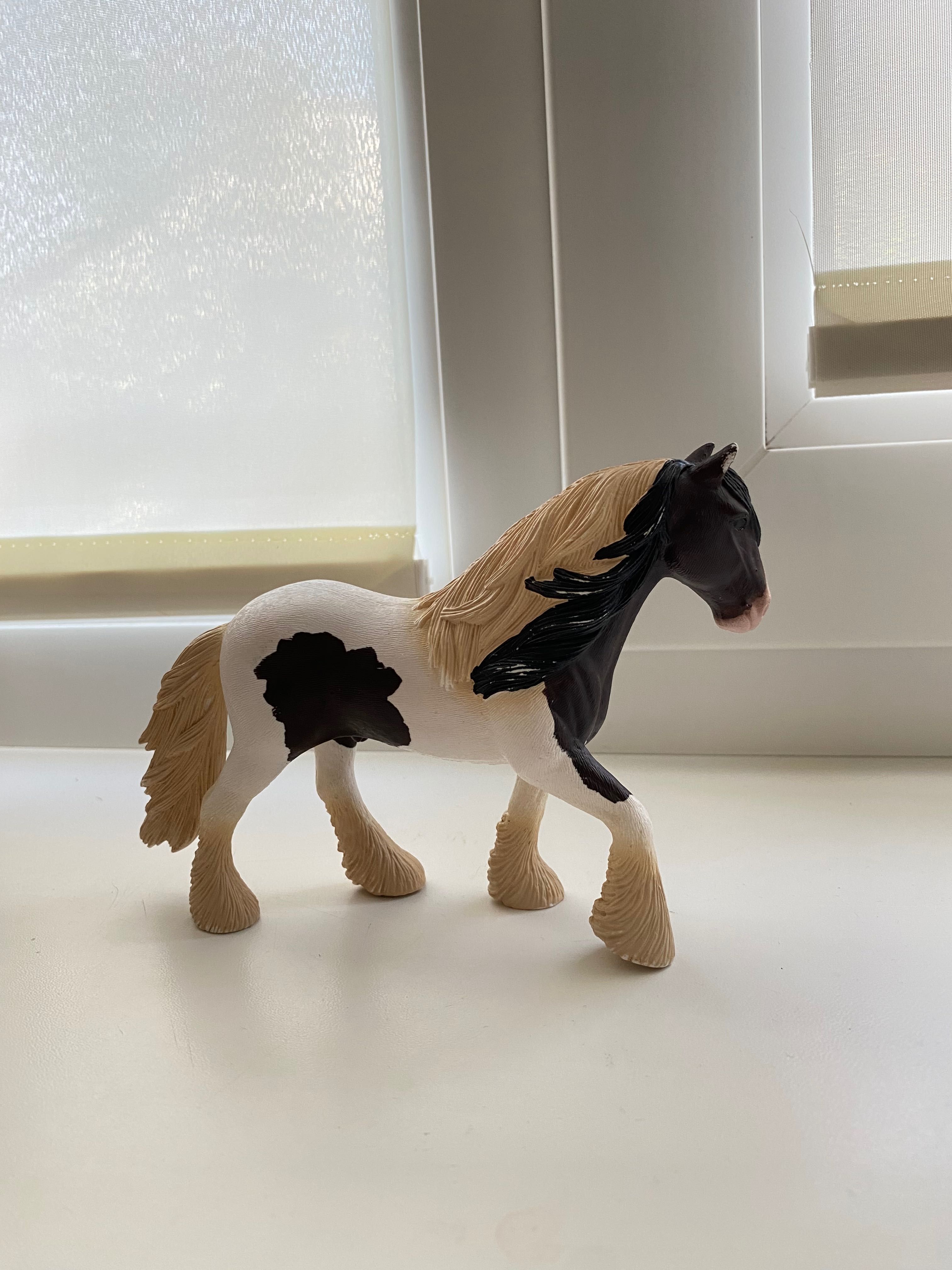 Кінь породи Тінкер Schleich шляйх