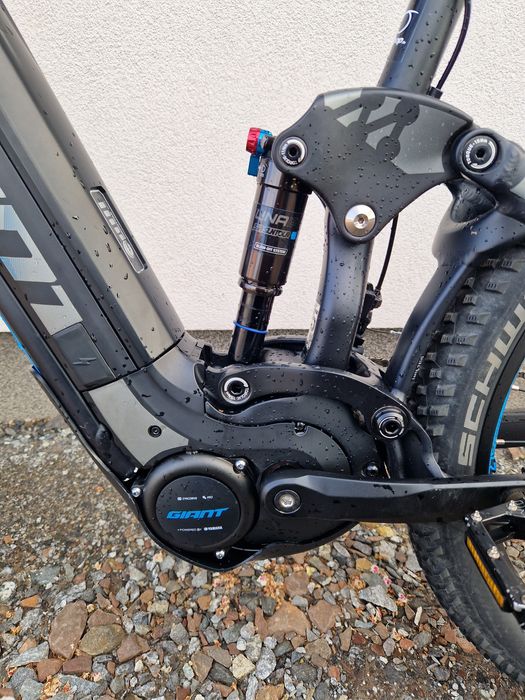 Rower elektryczny GIANT FULL-E rozmiar XL mały przebieg