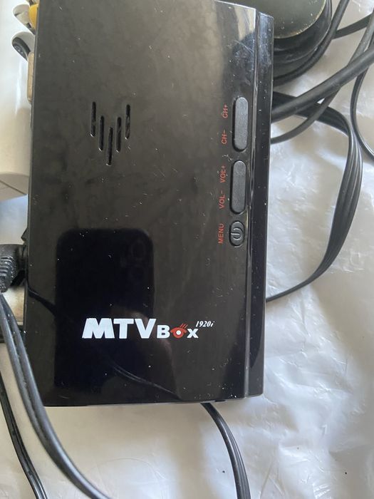 Смарт тв приставка к1plus, mtv box, мишка і кабеля