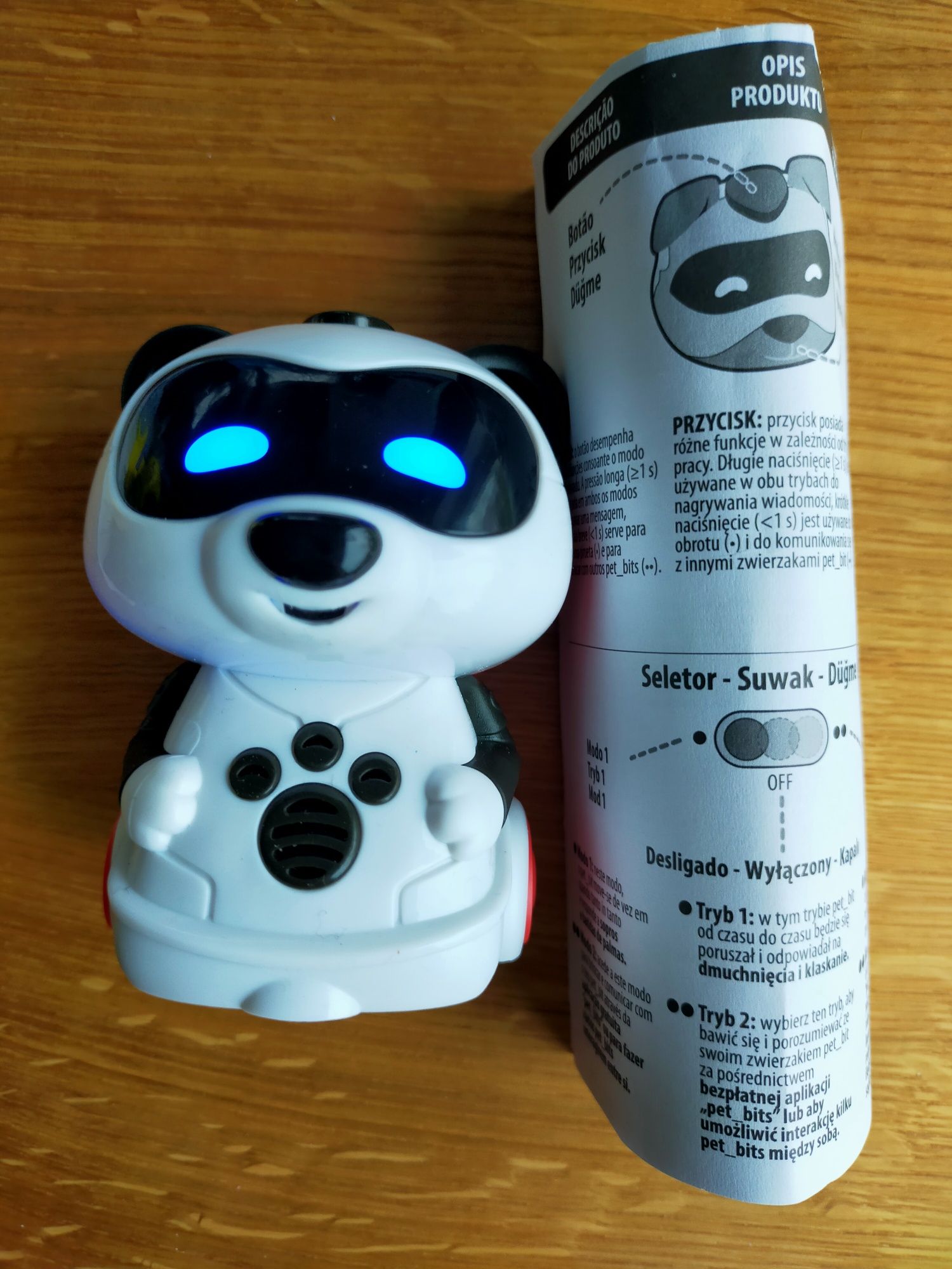 Panda clementoni robot pet bits