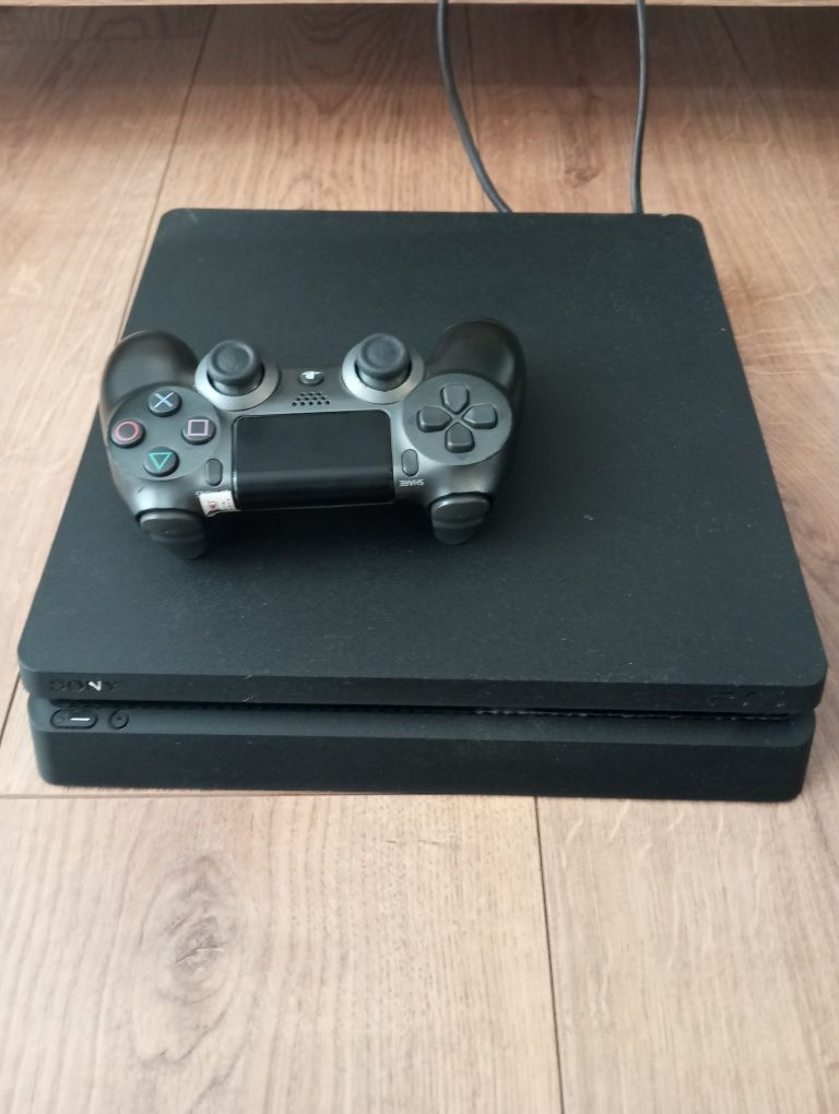 PlayStation 4 Slim