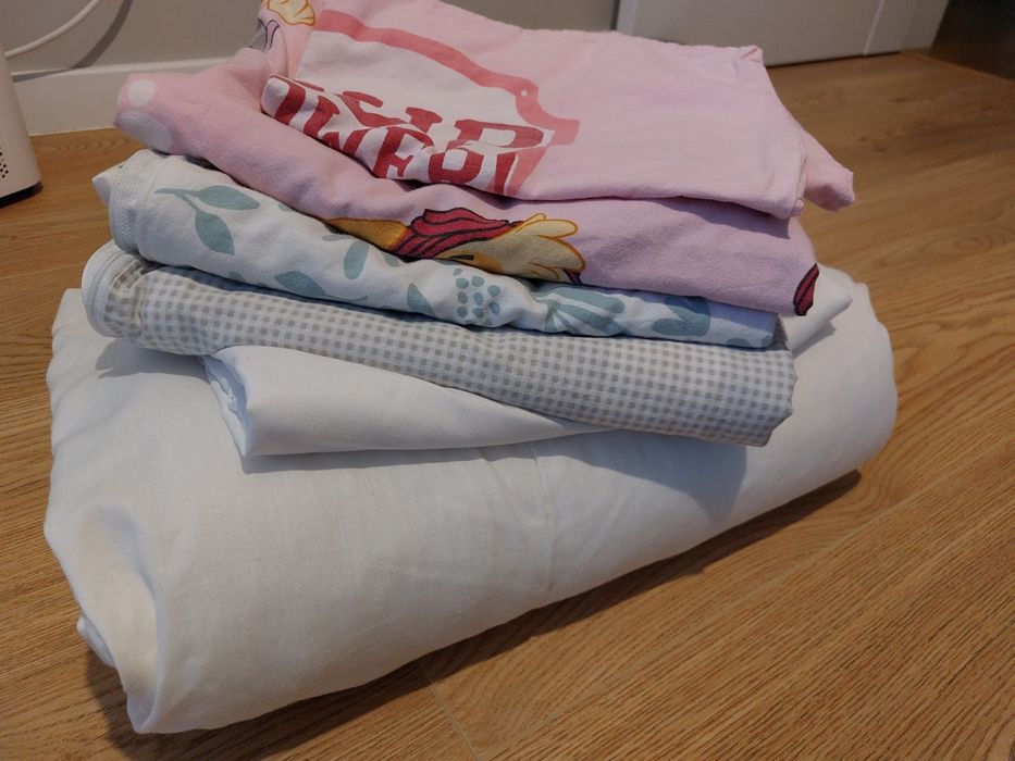 Zestaw 3 kompletów pościeli i kołdra