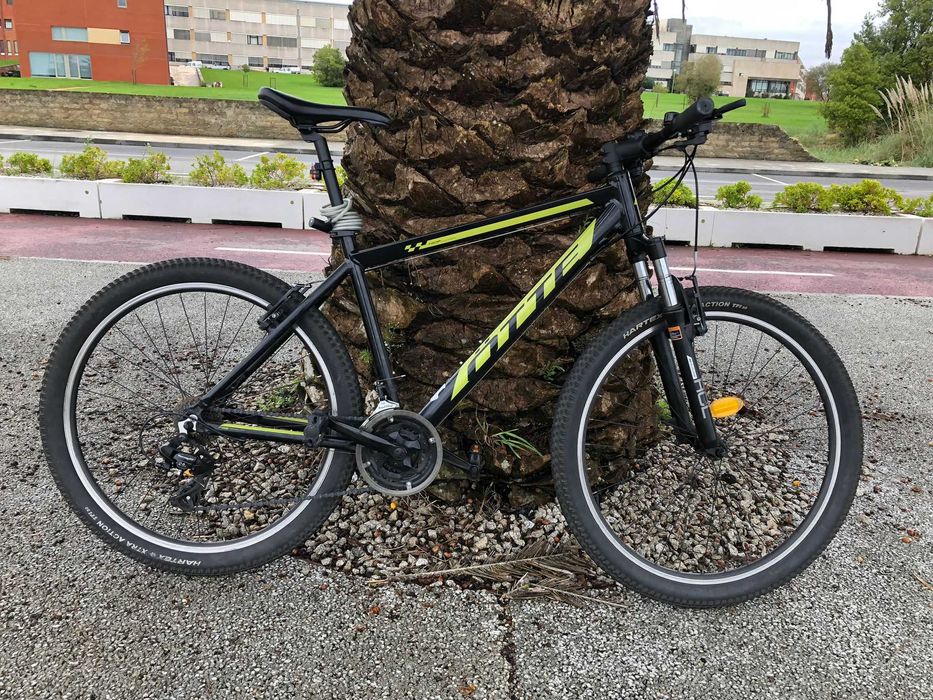 Bicicleta OTTE Montanha Kosmo 27,5” (Tamanho L – Preto/Amarelo)
