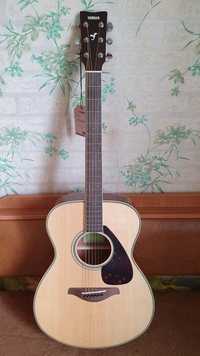 Акустическая гитара Yamaha FS 820
