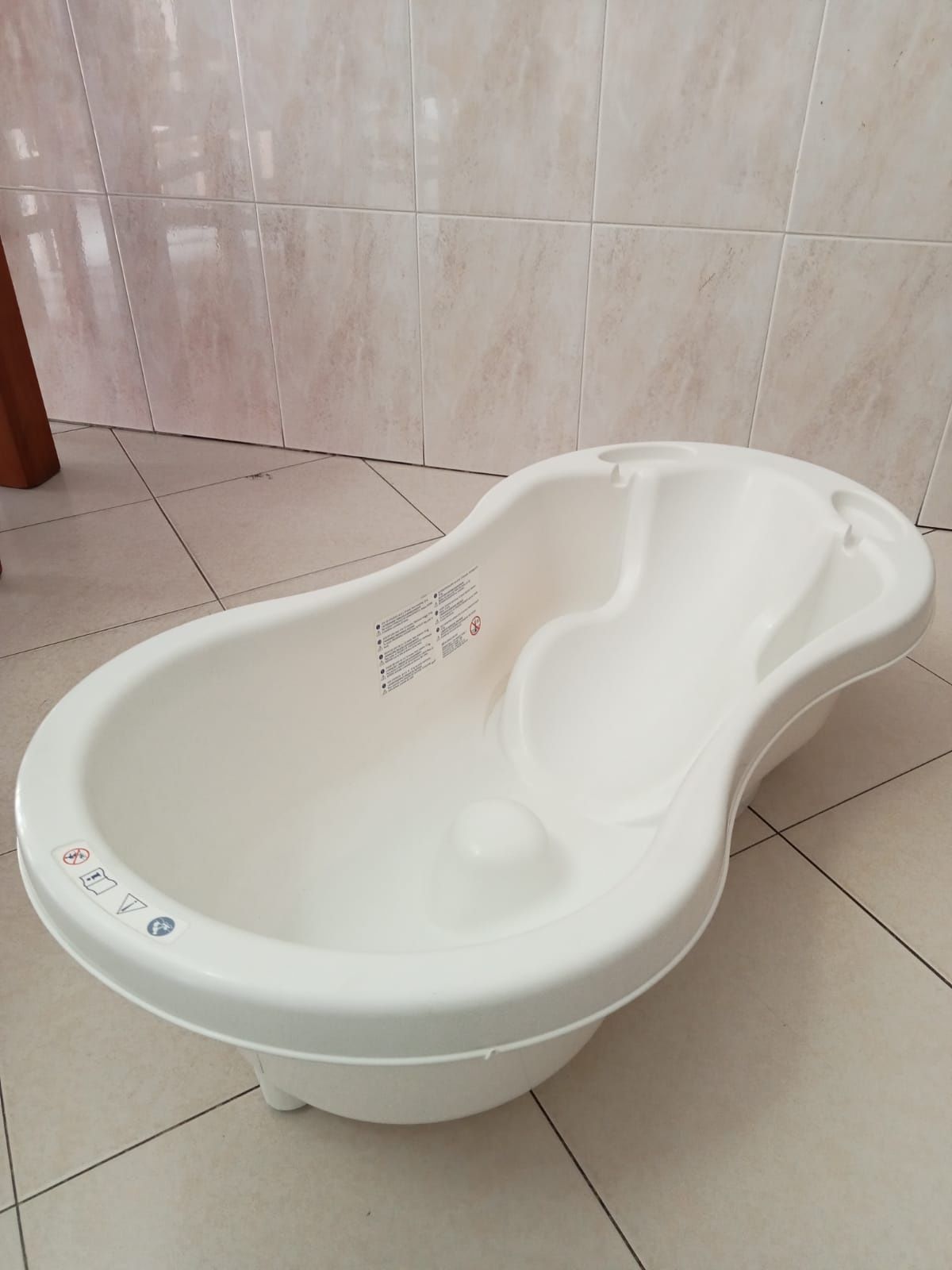 Banheira Chicco e adaptador WC para crianças