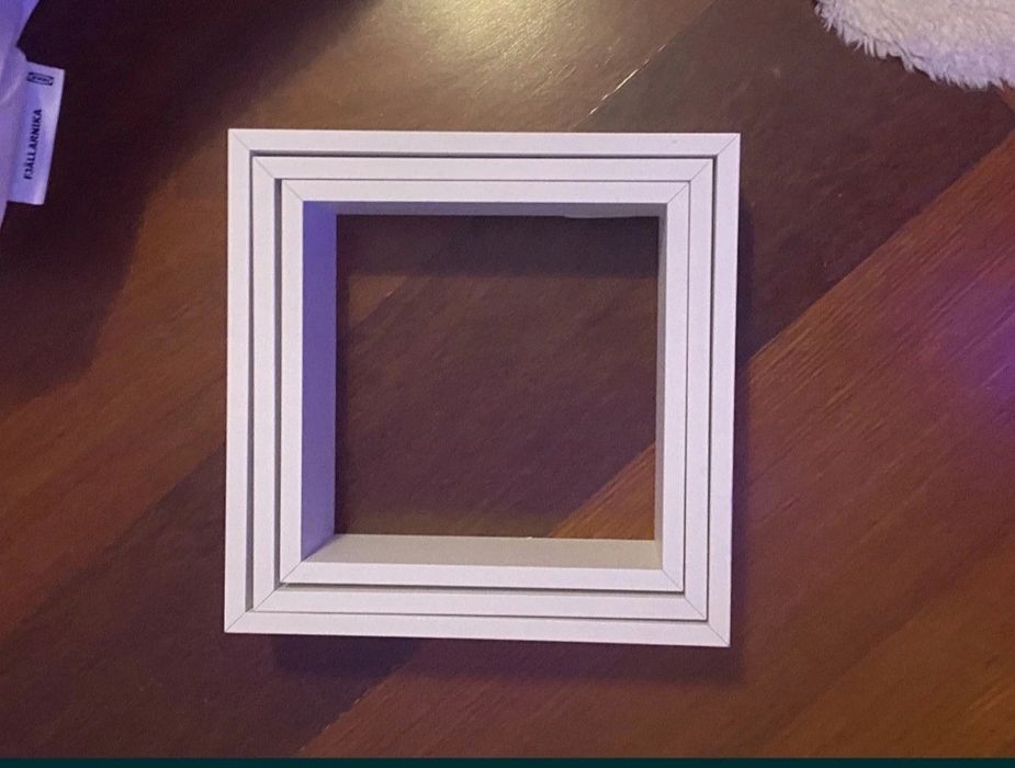 Prateleiras de parede em cubos