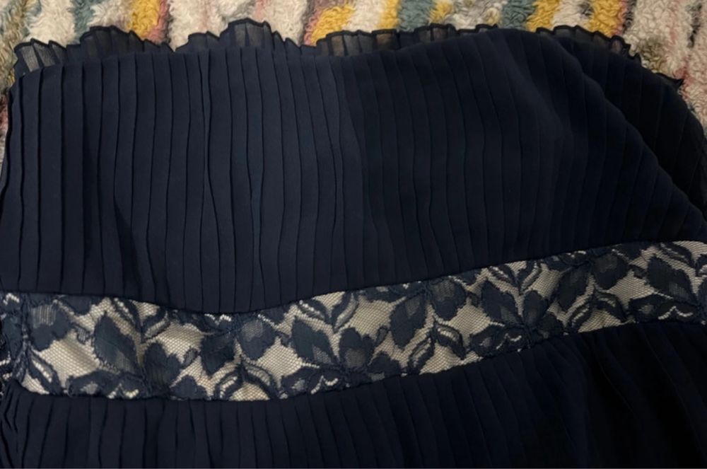 Top plissado com cinto em renda lindo Intimissimi