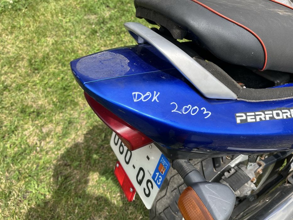 Suzuki Gs 500 rama gaźniki silnik wydech koła linka na części