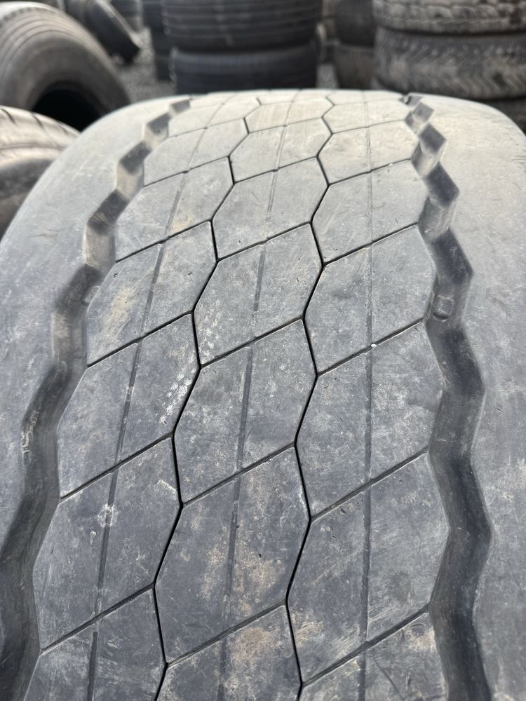 Шина 385/55 R22.5 Bridgestone ( remix bandag) причіп 1 шт