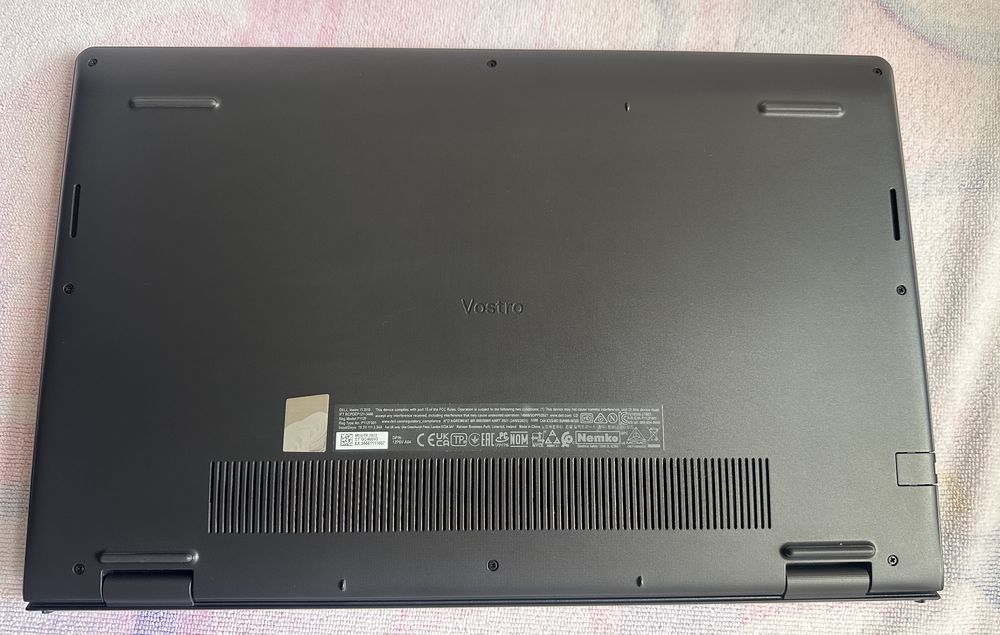 Dell Vostro 3510 i3