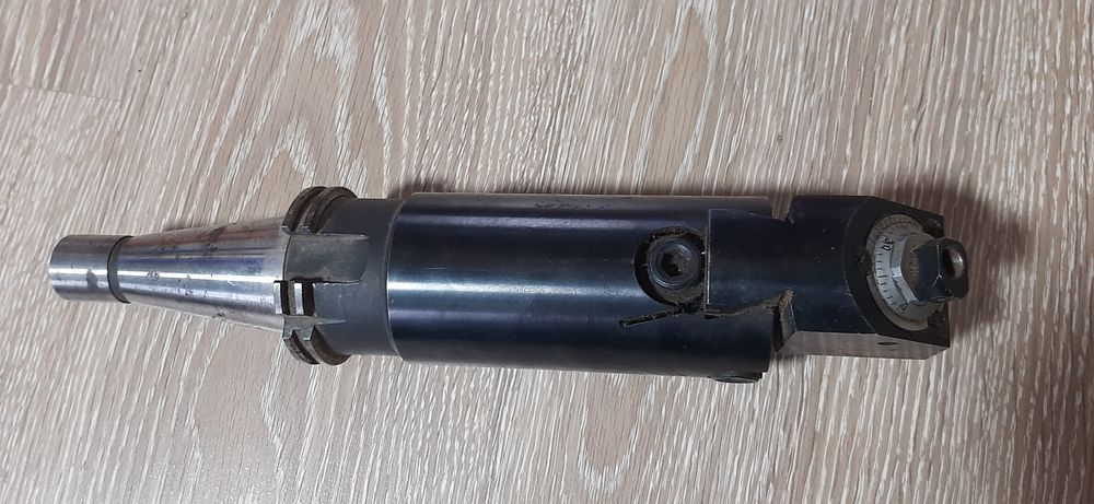 Росточная головка с микрометрической подачей