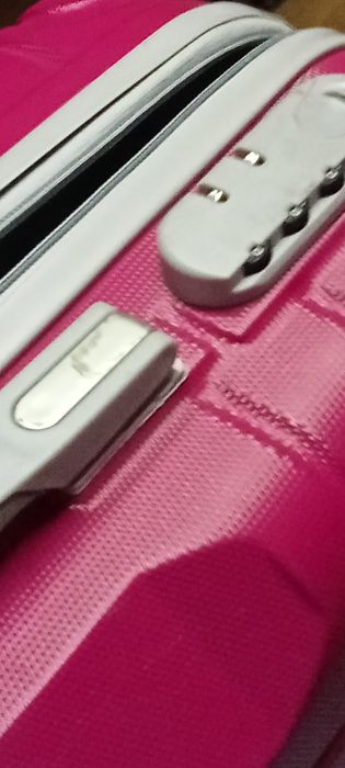 Vendo mala de viagem pequena bom estado