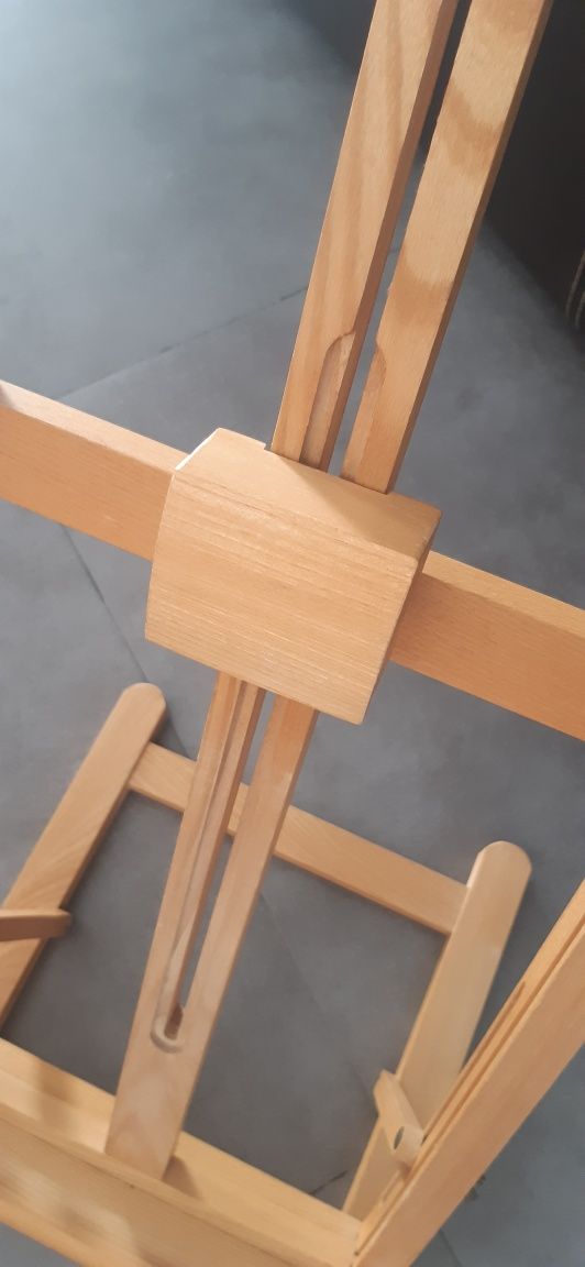 Cavalete - Suporte para livros ou quadros