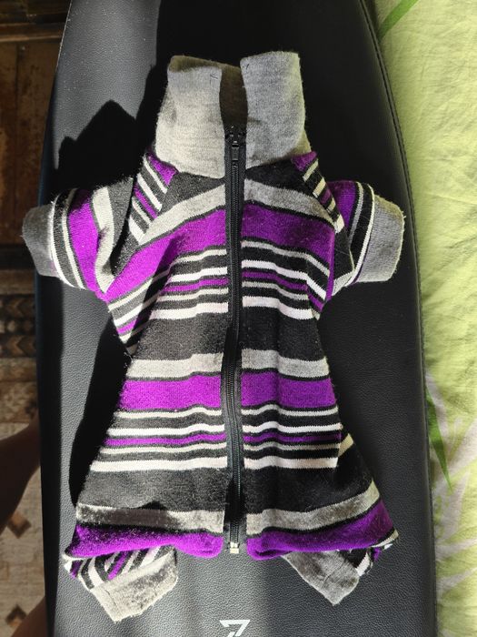 Комбінезон на маленького песіка чи котика